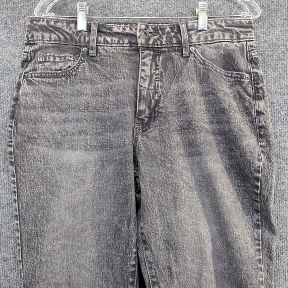 Time and Tru Women's High Rise Cropped Jeans Gray 14 5-Pocket Charcoal Wash - Picture 3 of 10